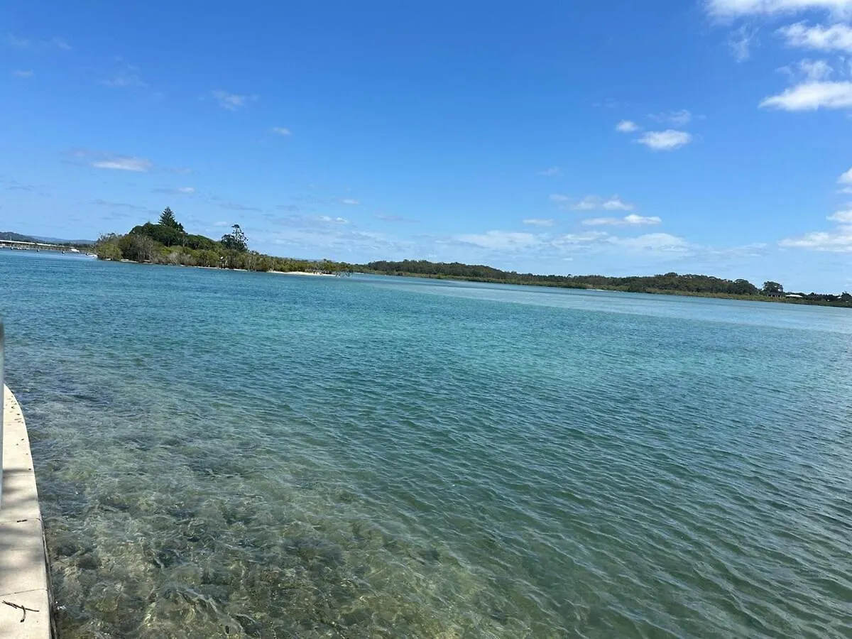 빌라 Central Maroochydore Sunshine Coast Home 오스트레일리아